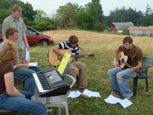 5260_1191428224258_1184942921_564392_5453600_n