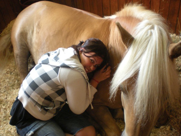 40432_1610048010246_1207615738_31751917_515024_n