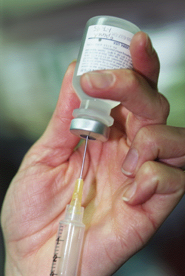 vaccine-syringe