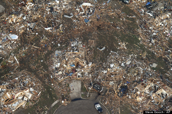 Photo of Moore Oklahoma following May 20 earthquake taken by Steve Gooch for the Associated Press
