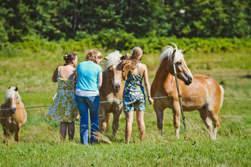 415462_10151567798030462_879594094_o